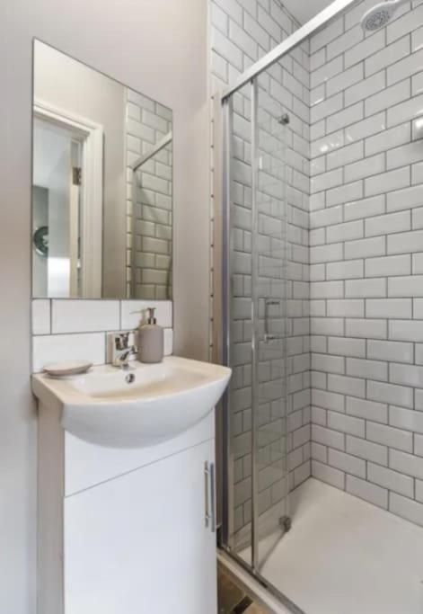 Private Cosy Studio - A1 Location Lägenhet Dublin Exteriör bild