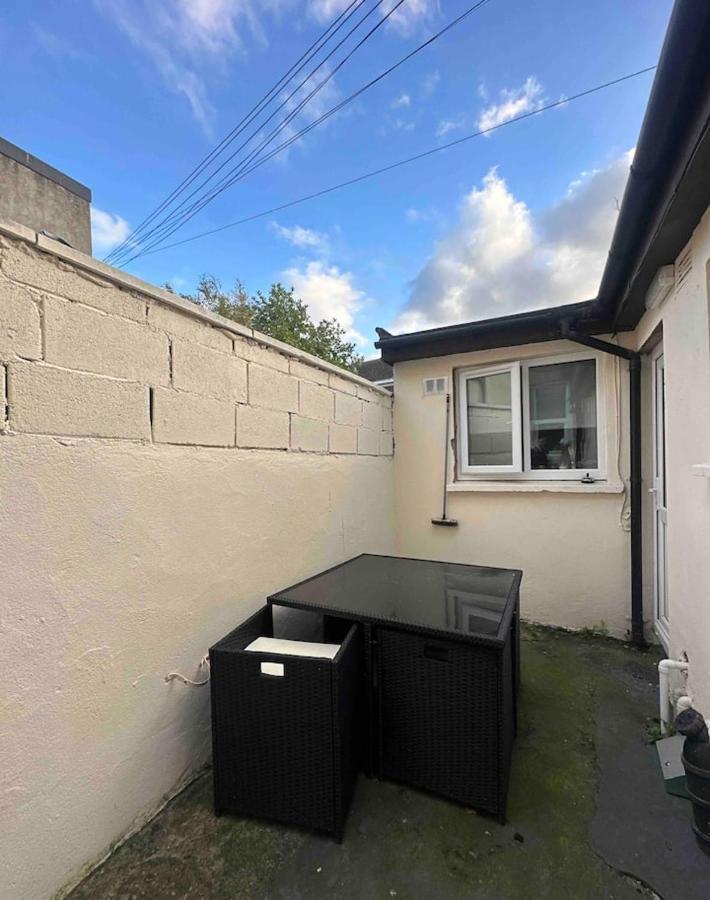 Private Cosy Studio - A1 Location Lägenhet Dublin Exteriör bild